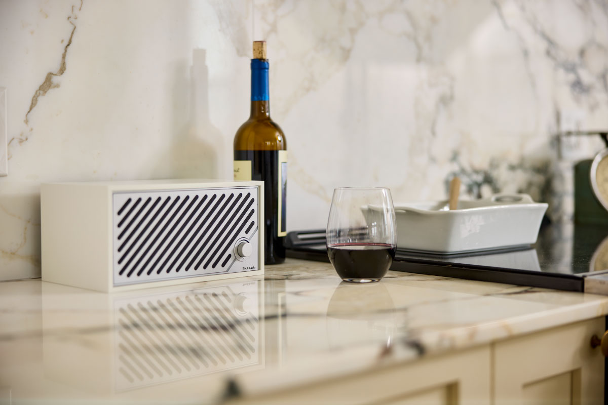 Tivoli Audio | Model Two Digital White/Silver