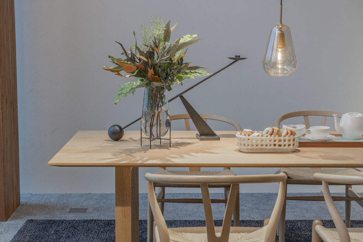 CARL HANSEN & SON | CH24 WISHBONE CHAIR アッシュ/ブラックペーパーコード