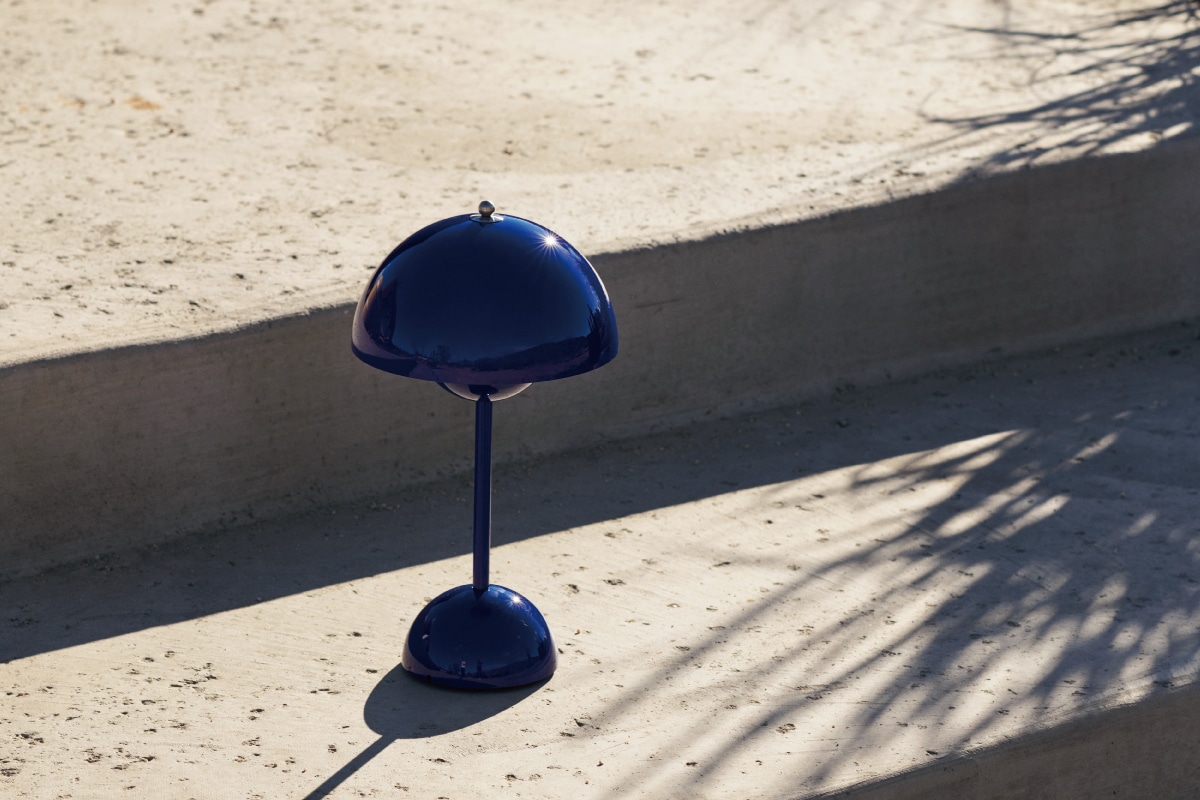 &Tradition | FLOWERPOT PORTABLE VP9 Cobalt Blue