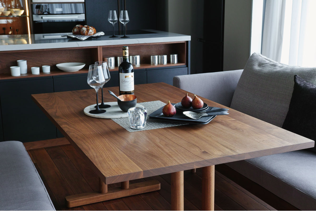 CHILL LOW DINING TABLE W140cm × D80cm