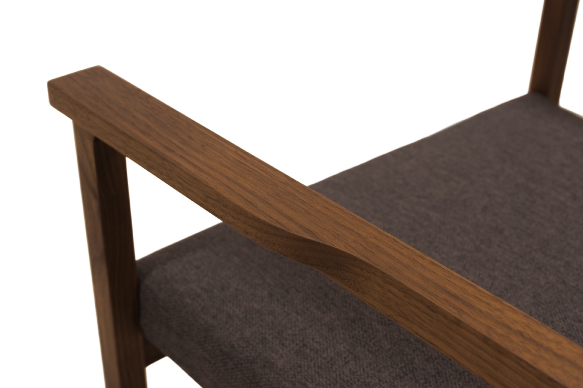 RIN 023 ARM CHAIR