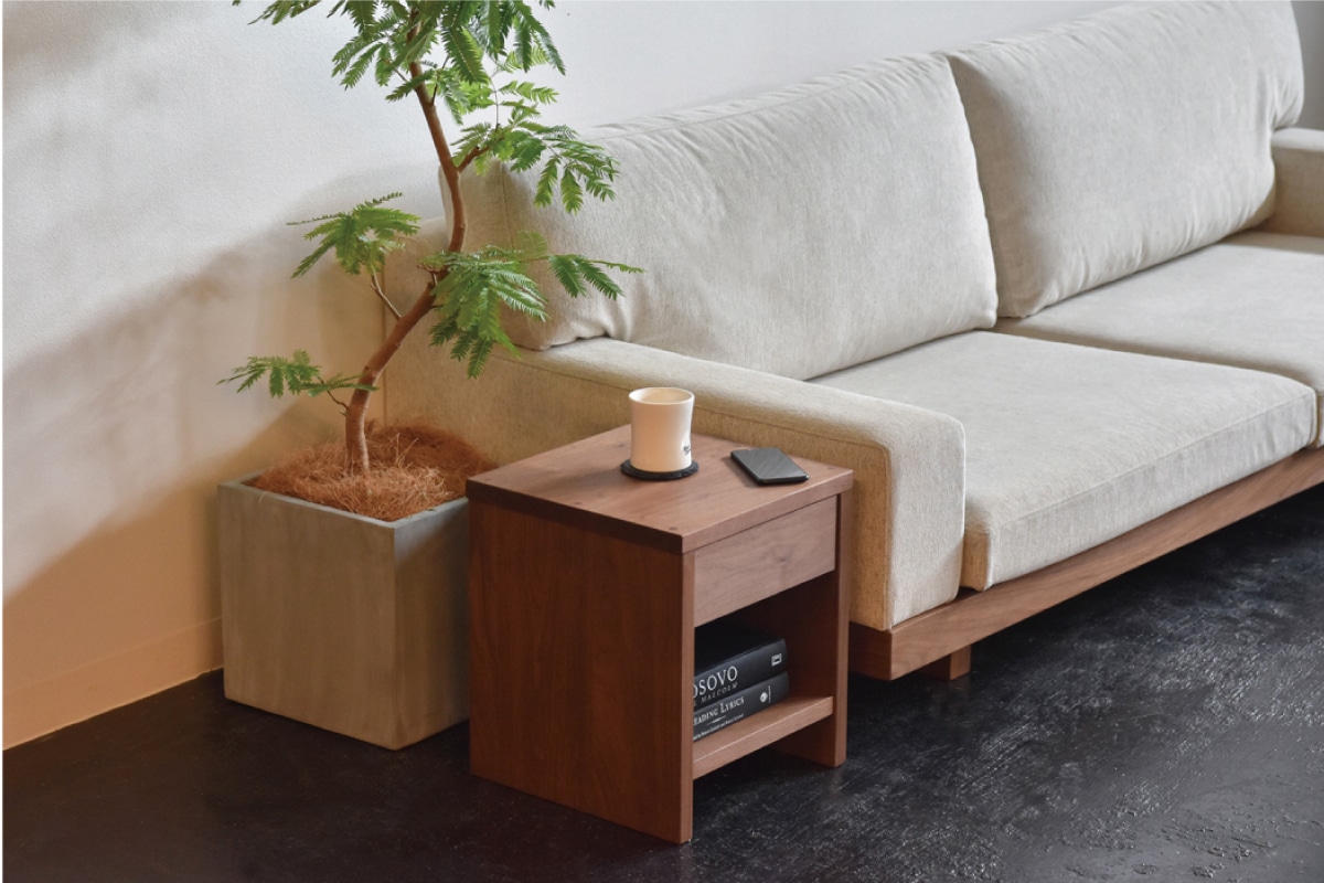 MORELESS NIGHT TABLE H45cm