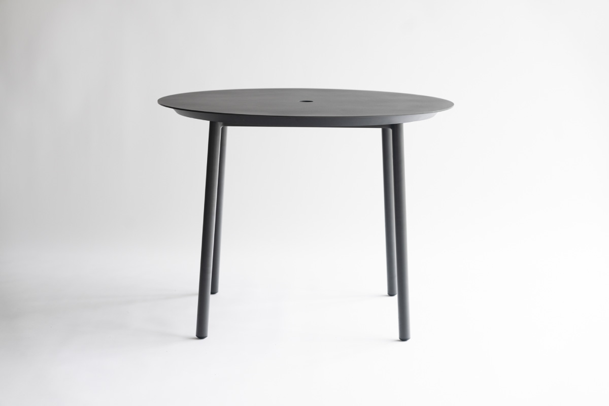 IKASAS | KAIS ROUND DINING TABLE