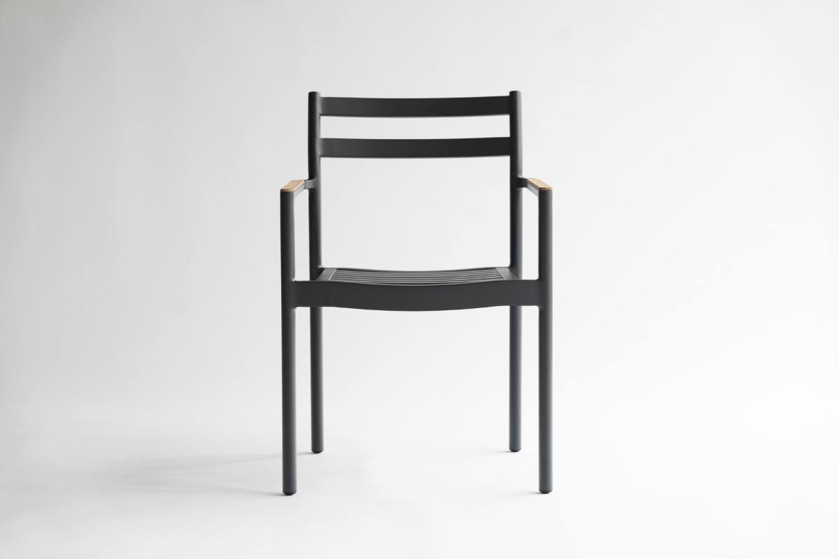 IKASAS | KAIS ARM CHAIR