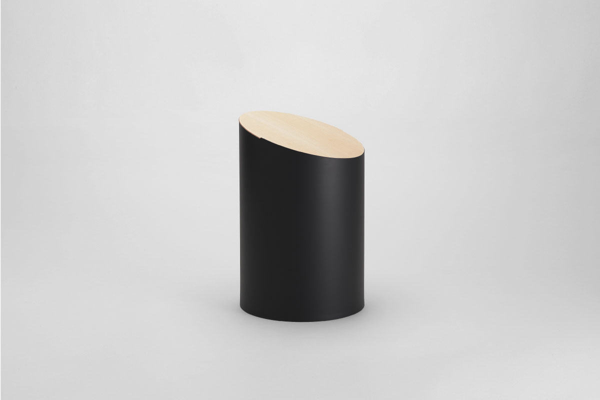 MOHEIM | SWING BIN black / hardmaple S