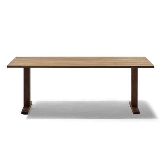 RITZ LOW DINING TABLE